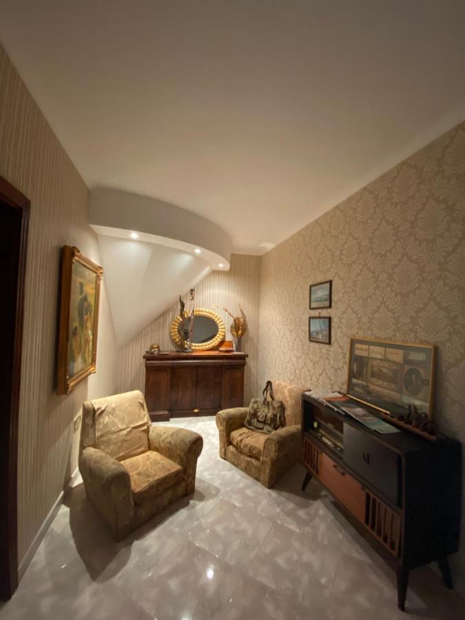Apartament Casa Kamalei, Tra Plebiscito E Lungomare Neapol Zewnętrze zdjęcie